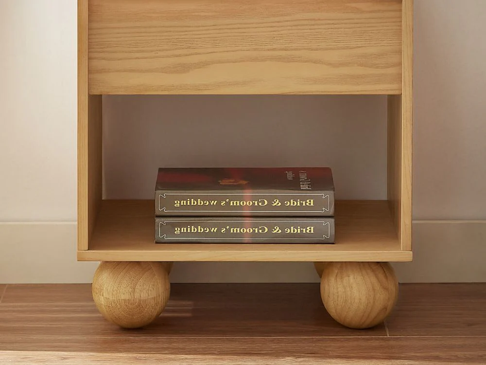 Ballico Bedside Table - Oak - Image 12