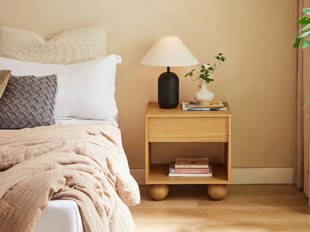 Ballico Bedside Table - Oak - Image 4