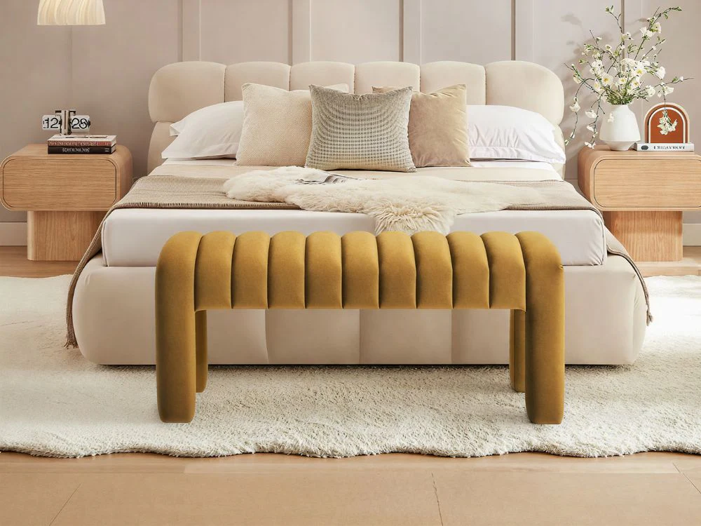 Tobi Bench